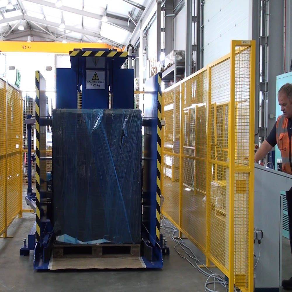 托盤(pán)更換機(jī) 托盤(pán)更換機(jī)